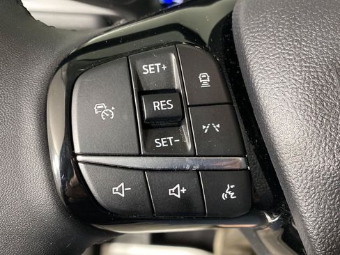 Used 2023 Ford Escape Active w/ Tech Pack #1 AWD/4WD image 11