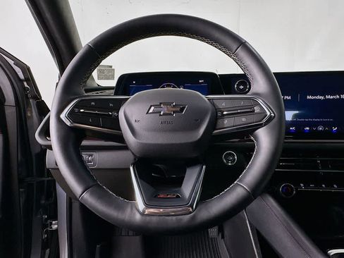 Used 2024 Chevrolet Traverse Z71 w/ LPO, Floor Liner Package image 16