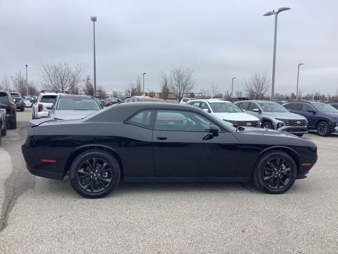 Used 2023 Dodge Challenger SXT w/ Blacktop Package image 4