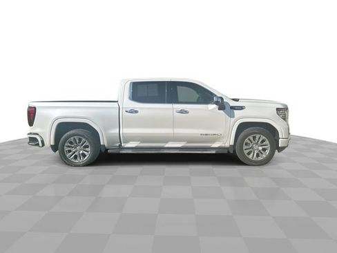 Used 2024 GMC Sierra 1500 Denali AWD/4WD image 10