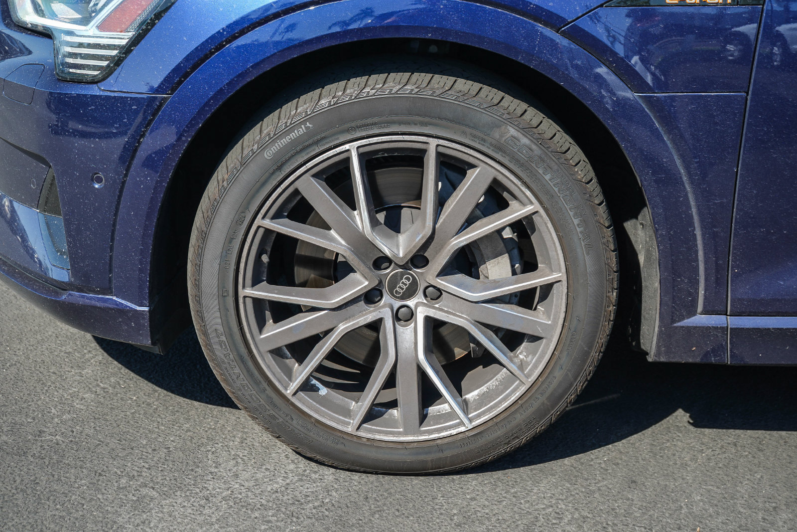 Used 2021 Audi e-tron Prestige AWD/4WD image 9