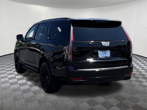 Used 2023 Cadillac Escalade Sport w/ LPO, ONYX Package AWD/4WD image 4