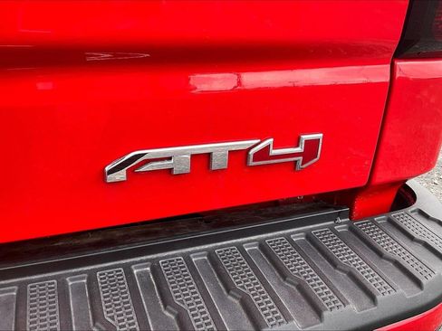Used 2021 GMC Sierra 1500 AT4 AWD/4WD image 8