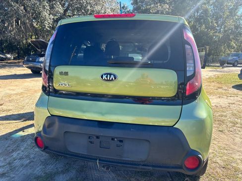 Used 2014 Kia Soul FWD image 4