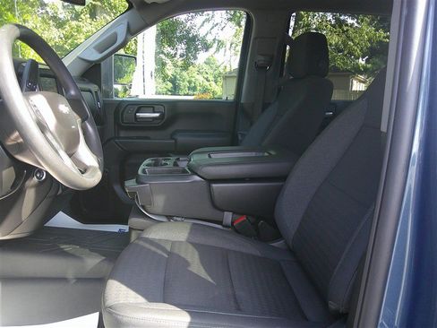 Used 2024 Chevrolet Silverado 2500 Custom w/ Custom Value Package AWD/4WD image 10