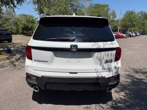 Certified 2023 Honda Passport Elite image 5