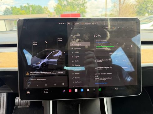 Used 2018 Tesla Model 3 Long Range AWD/4WD image 39