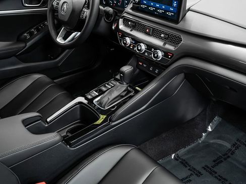New 2026 Acura Integra FWD image 19