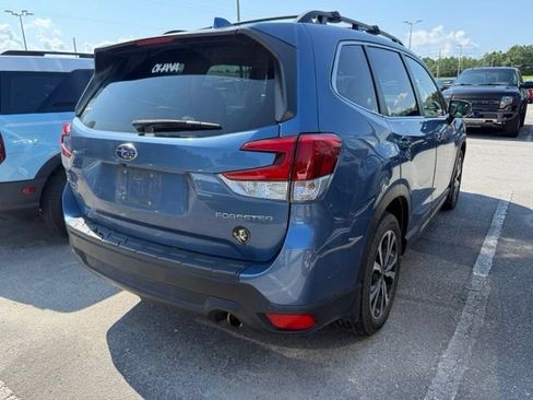 Used 2022 Subaru Forester Limited w/ Popular Package #2 AWD/4WD image 3