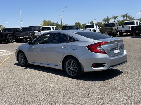 Used 2020 Honda Civic EX image 4
