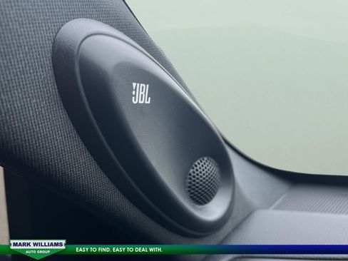 Used 2023 Toyota Highlander XSE image 29