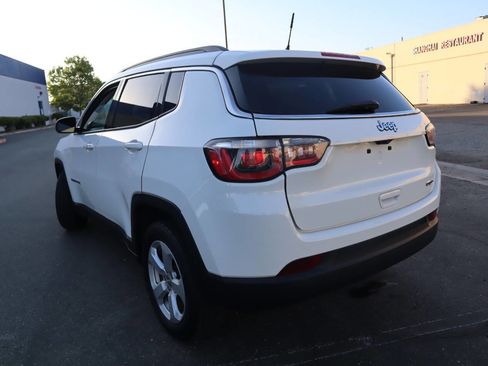 Used 2018 Jeep Compass Latitude image 18