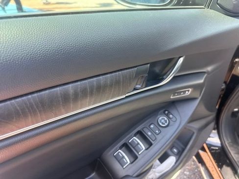Used 2022 Honda Accord Touring image 12