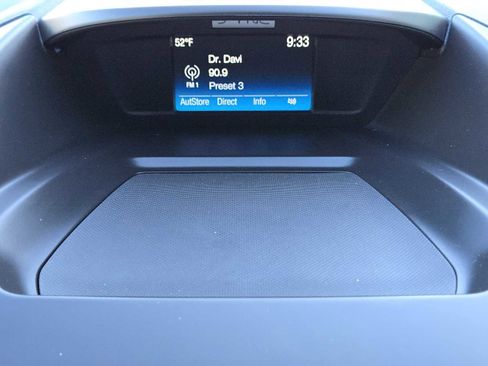 Used 2017 Ford Escape SE image 18