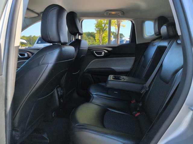 Certified 2022 Jeep Compass Latitude AWD/4WD image 13