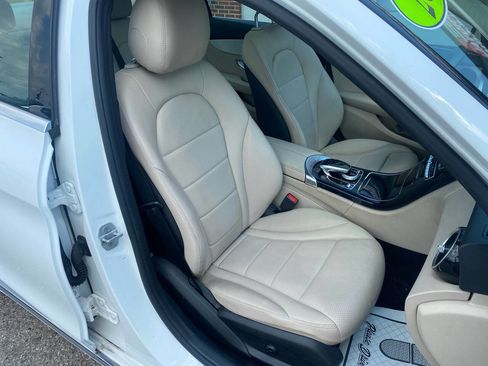 Used 2016 Mercedes-Benz C 300 Sedan image 10