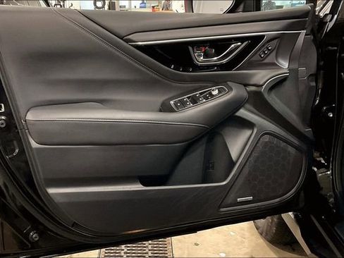 Used 2023 Subaru Outback Limited image 23