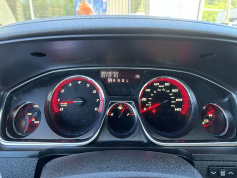 Used 2017 GMC Acadia Limited SLT AWD/4WD image 16