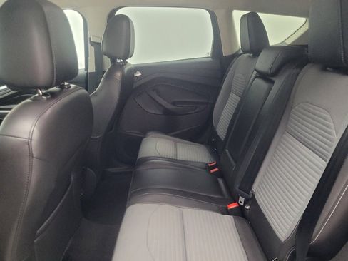 Used 2017 Ford Escape SE w/ SE Sport Appearance Package AWD/4WD image 18