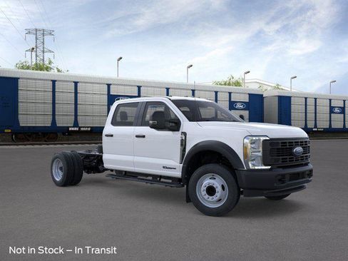 New 2026 Ford F450 2WD Crew Cab Super Duty image 7