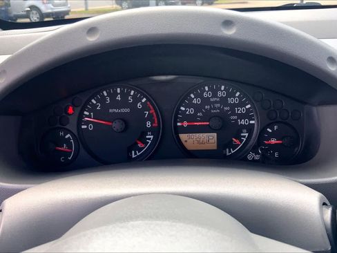 Used 2017 Nissan Frontier SV RWD image 26