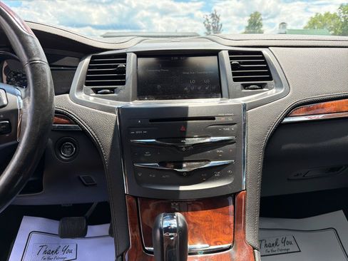 Used 2013 Lincoln MKS AWD image 11