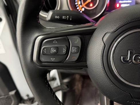 Used 2022 Jeep Wrangler Unlimited Sport image 27