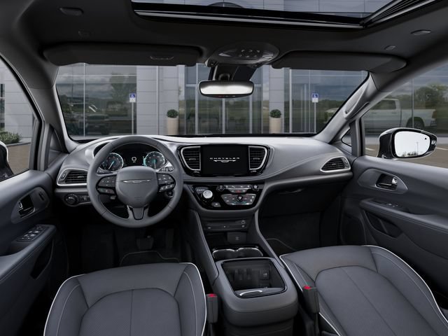 New 2027 Chrysler Pacifica Limited w/ Family Tech Group FWD image 14