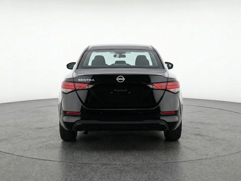 Used 2025 Nissan Sentra S FWD image 7