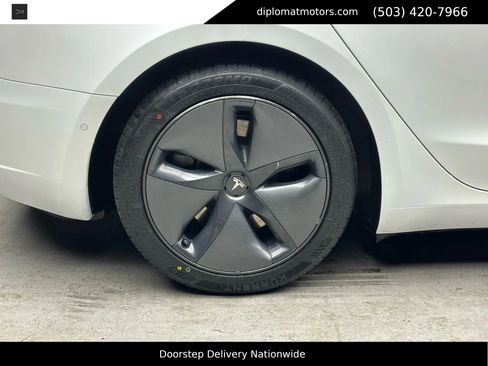 Used 2020 Tesla Model 3 Long Range image 38