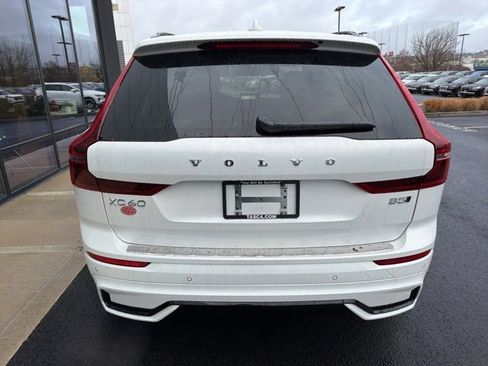 New 2026 Volvo XC60 B5 Plus w/ Climate Package image 4