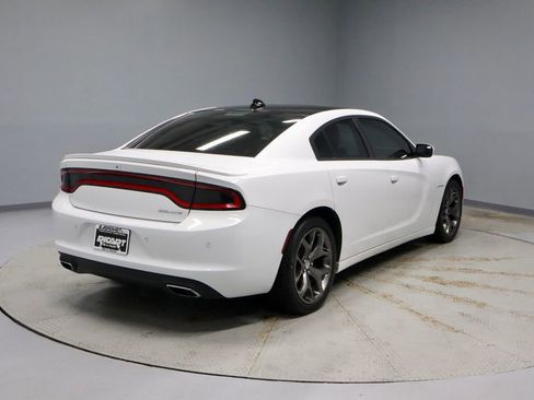 Used 2016 Dodge Charger SXT w/ Premium Group RWD image 11