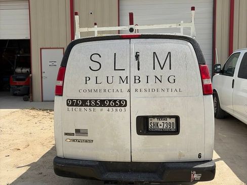 Used 2022 Chevrolet Express 2500 Extended w/ Driver Convenience Package RWD image 5