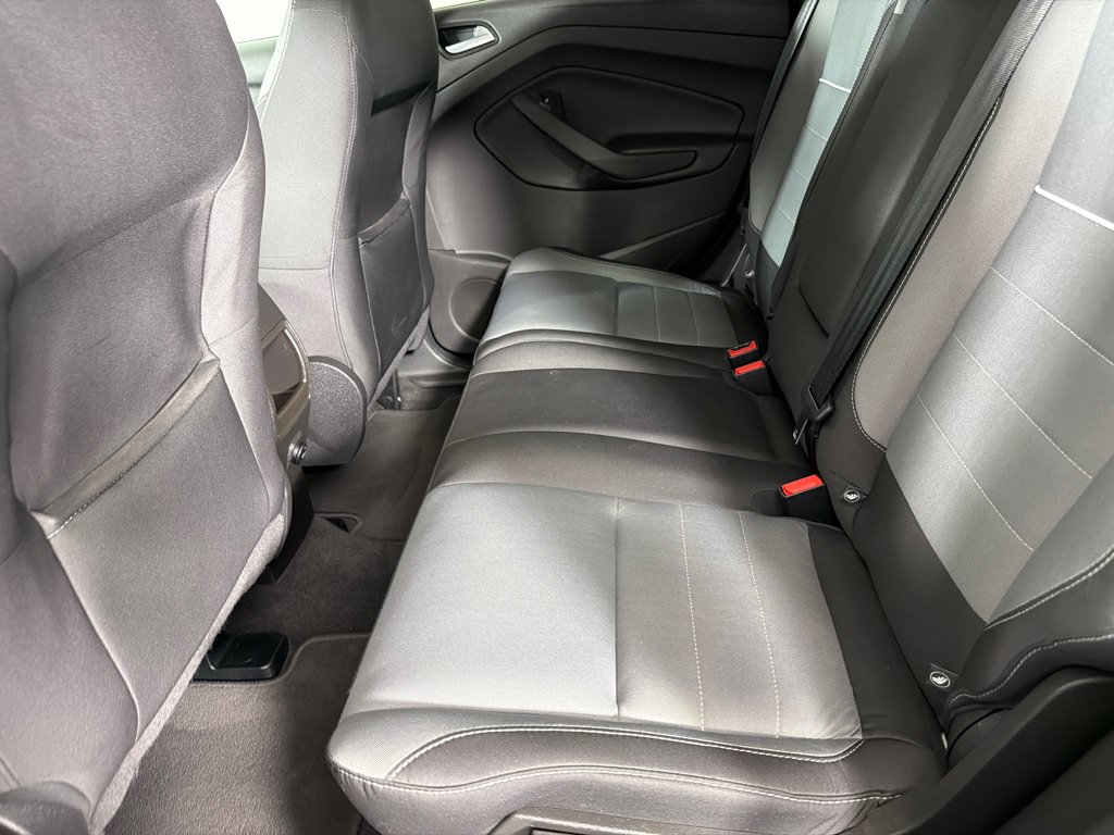 Used 2015 Ford Escape SE AWD/4WD image 18