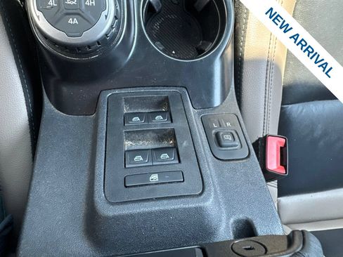 Used 2024 Ford Bronco Wildtrak AWD/4WD image 30
