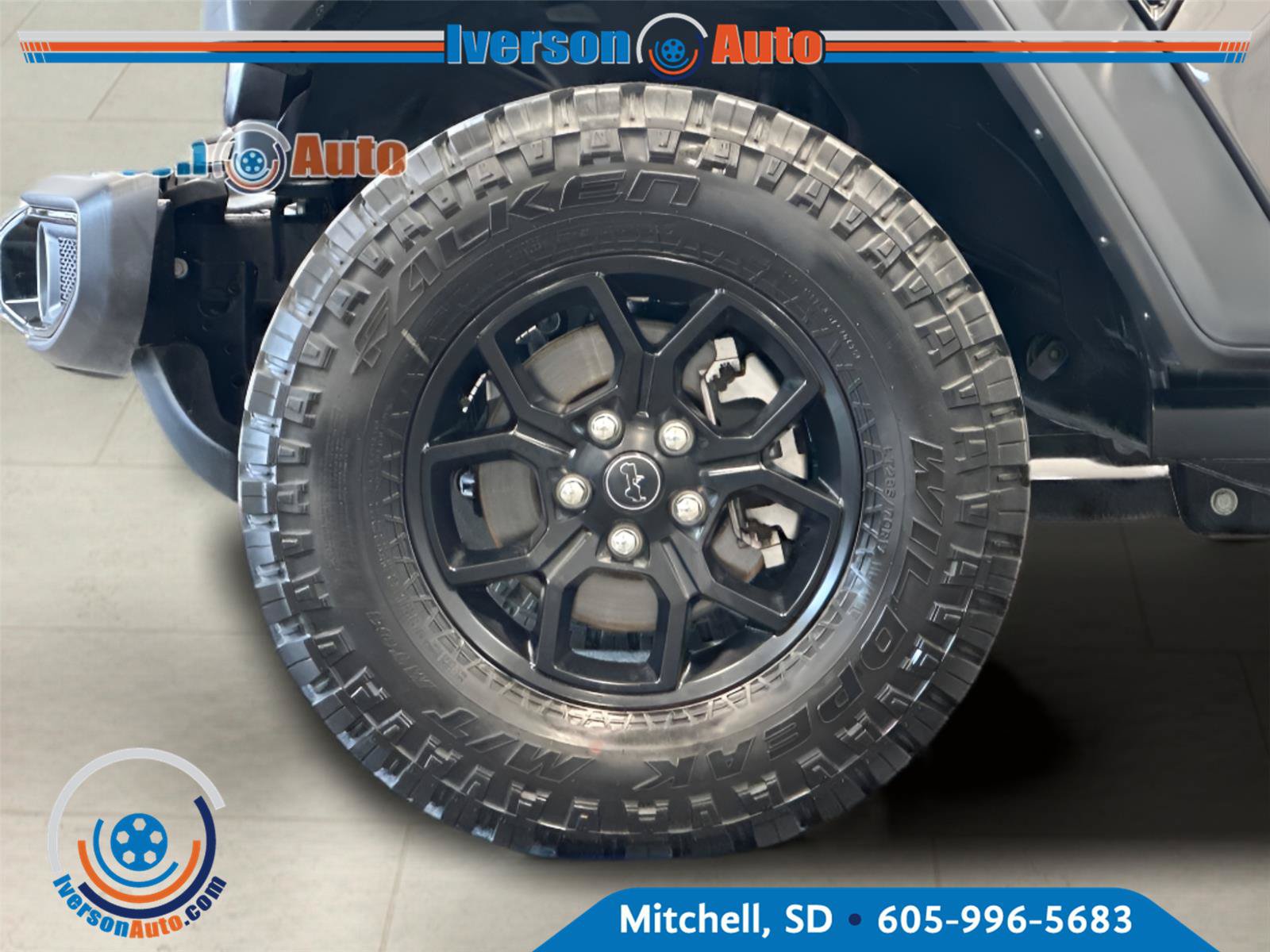 Used 2025 Jeep Wrangler Unlimited Sport AWD/4WD image 11