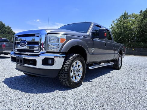 Used 2012 Ford F250 Lariat w/ FX4 Off Road Pkg AWD/4WD image 1