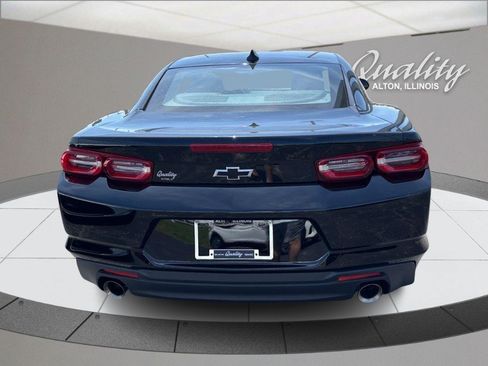 Used 2022 Chevrolet Camaro LT w/ Technology Package RWD image 6