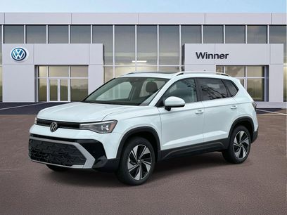 New 2025 Volkswagen Taos SE