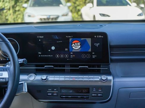 Certified 2025 Hyundai Kona SEL image 13