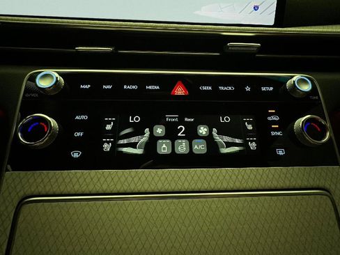 New 2026 Genesis GV80 2.5T Advanced AWD/4WD image 14