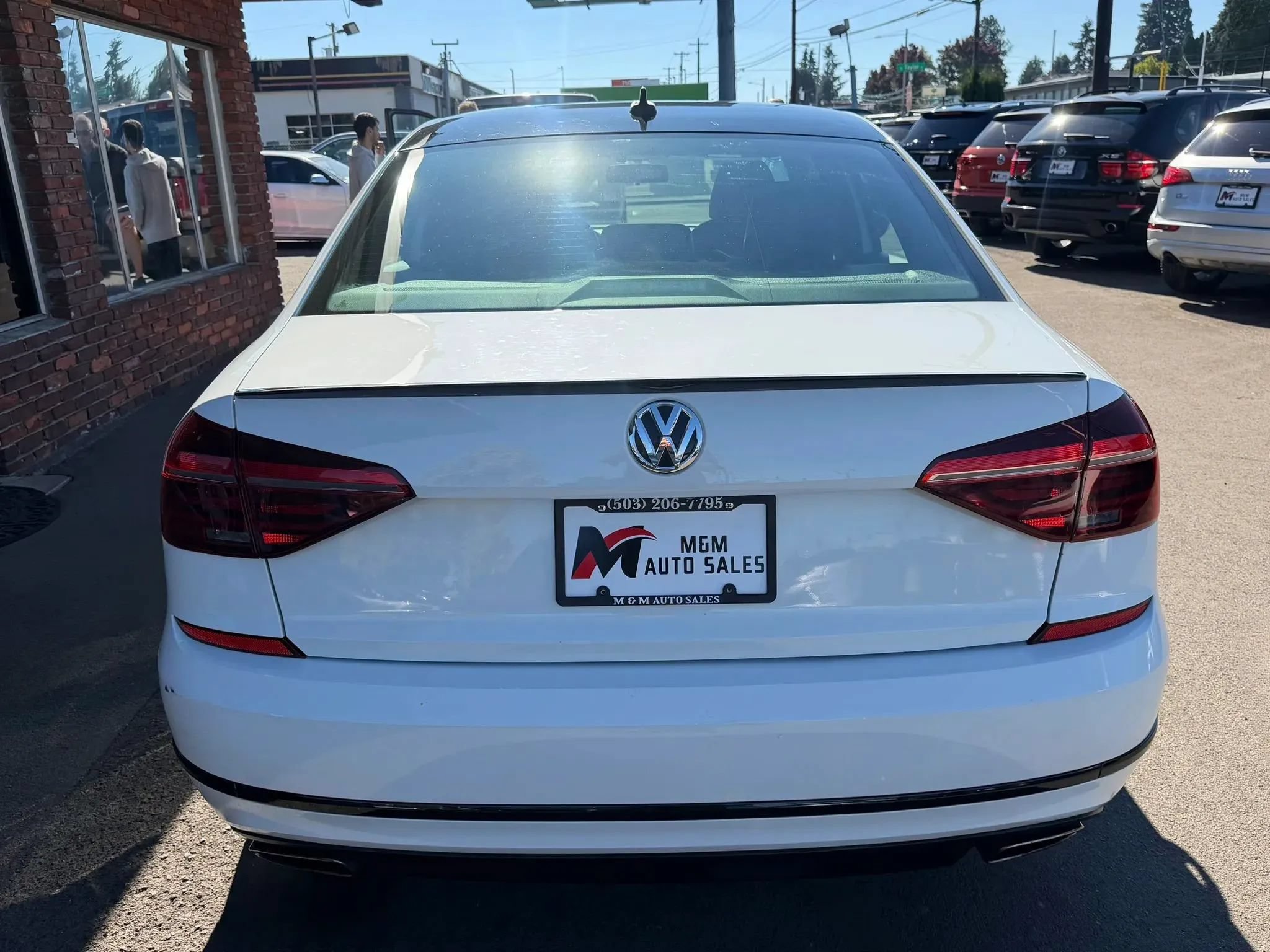 Used 2018 Volkswagen Passat GT FWD image 4