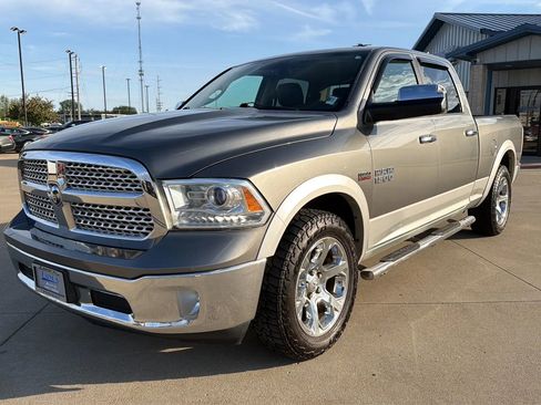 Used 2013 RAM 1500 Laramie w/ Convenience Group AWD/4WD image 4