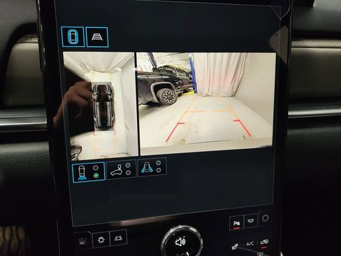 New 2026 GMC Terrain Elevation w/ Elevation Premium Package image 29