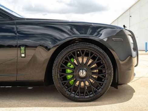 Used 2013 Rolls-Royce Ghost RWD image 16