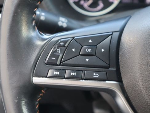 Used 2022 Nissan Sentra SR w/ Electronics Package FWD image 12