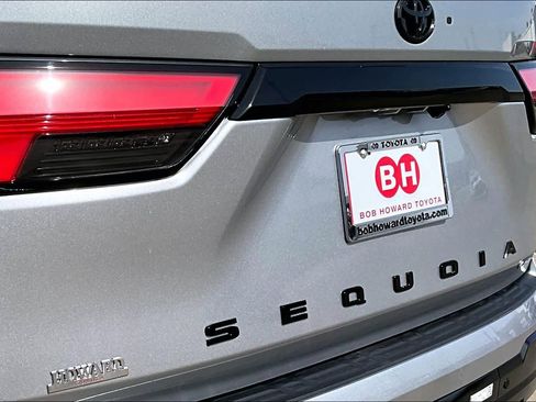 Used 2026 Toyota Sequoia Platinum image 30