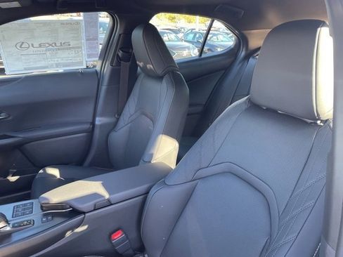 New 2025 Lexus UX 300h 300h F SPORT DESIGN AWD image 10