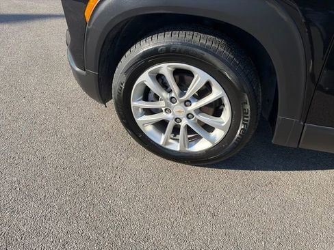 Used 2024 Chevrolet TrailBlazer LS image 48