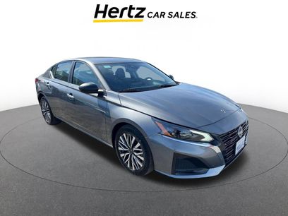 Used 2025 Nissan Altima 2.5 SV